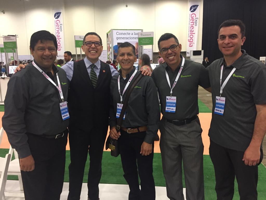 Arturo-Cuéllar-y-la-expo