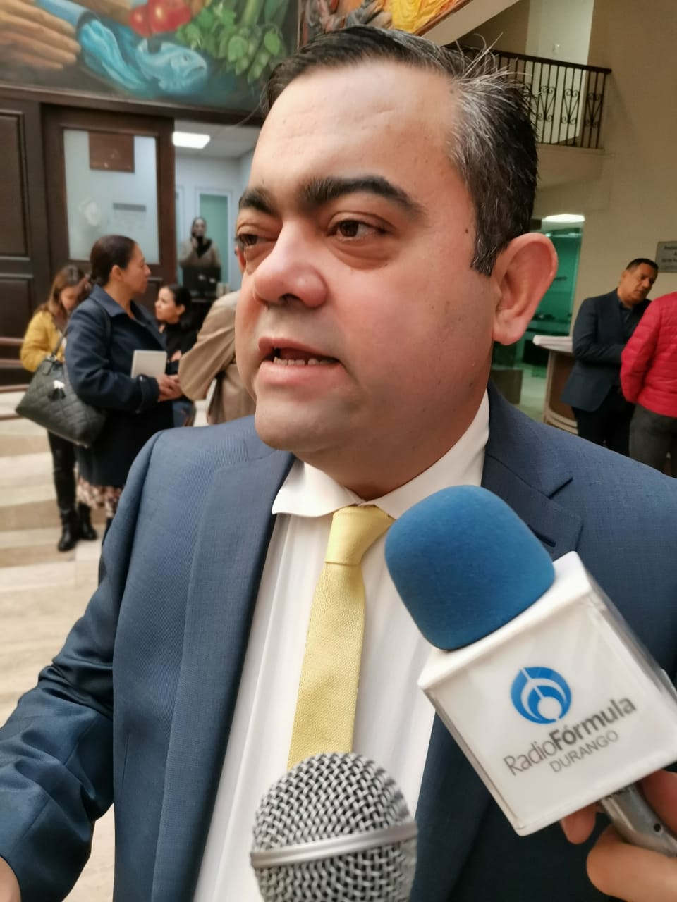 Adultos mayores y Zepeda
