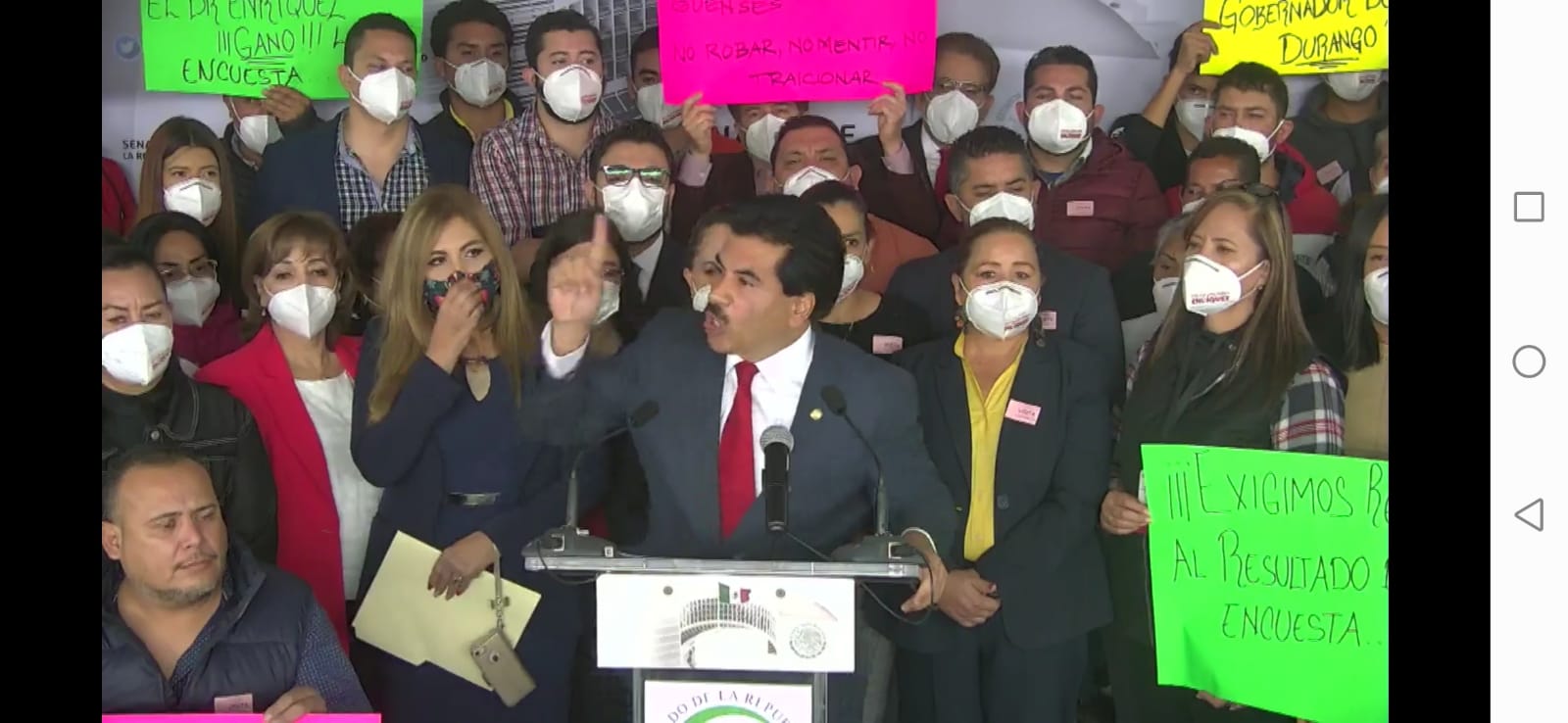 Enriquez protesta desde el Senado