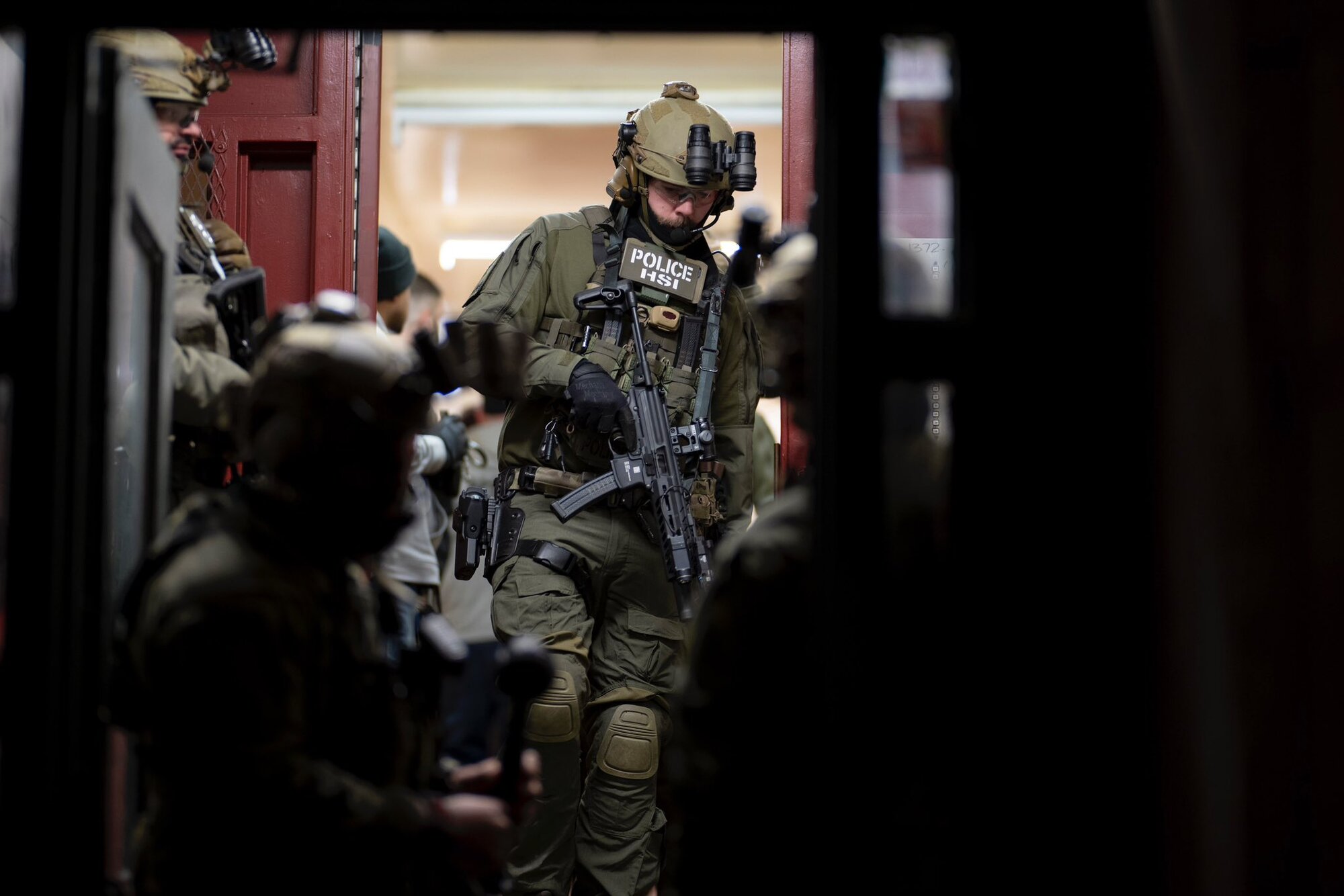ice-raid-3_original