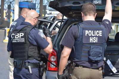 agente de inmigracion